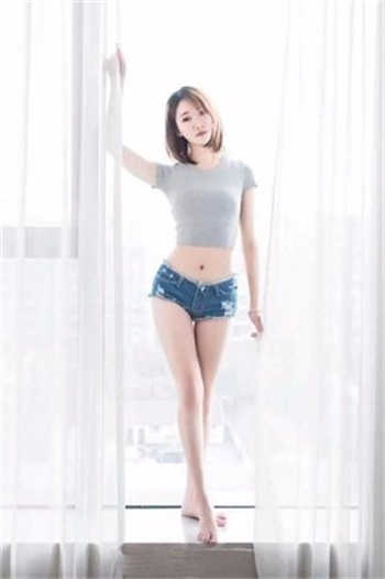 校花杨佳琪的第一部