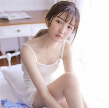 老板办公室暗门里有双人床