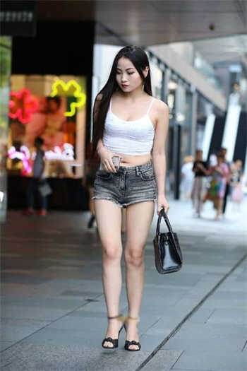 姜蓝欣陆三胞胎免费阅读