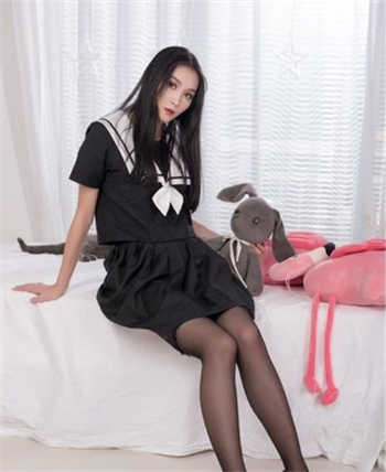 搬家公司的漂亮女员工