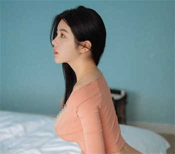 用妻子换来工作