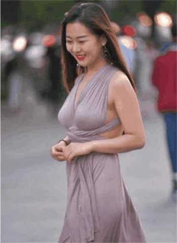 在女儿的肚子里播种