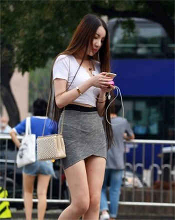 莲花村的荒唐情事