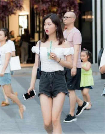 鄂州一家三口幸福一家人