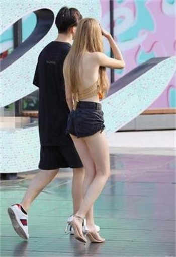 快手沫沫镜子视频资源