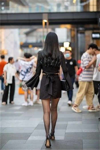 抖音擦边球视频怎么找