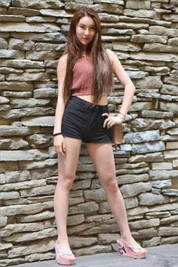冥婚妻子简介