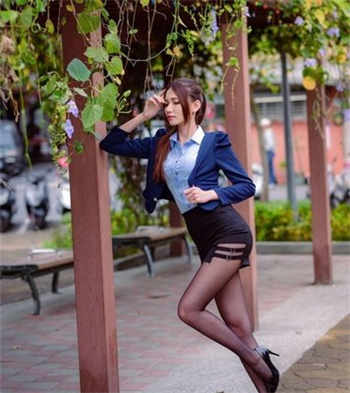 腹黑上校的迷糊妻