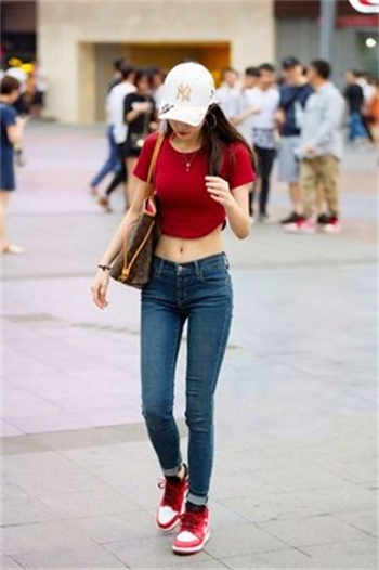 火热的部长夫人多鱼