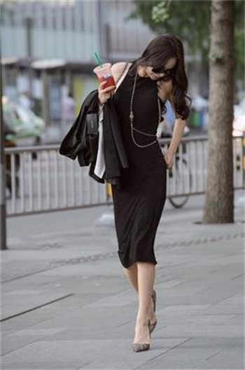 婚纱店的旖旎吕子乔