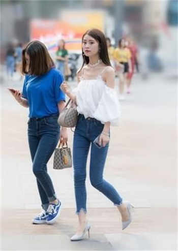废后归来嫡女狠角免费