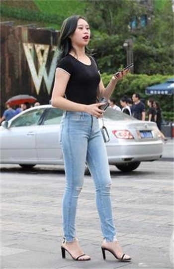 路人搭讪加微信